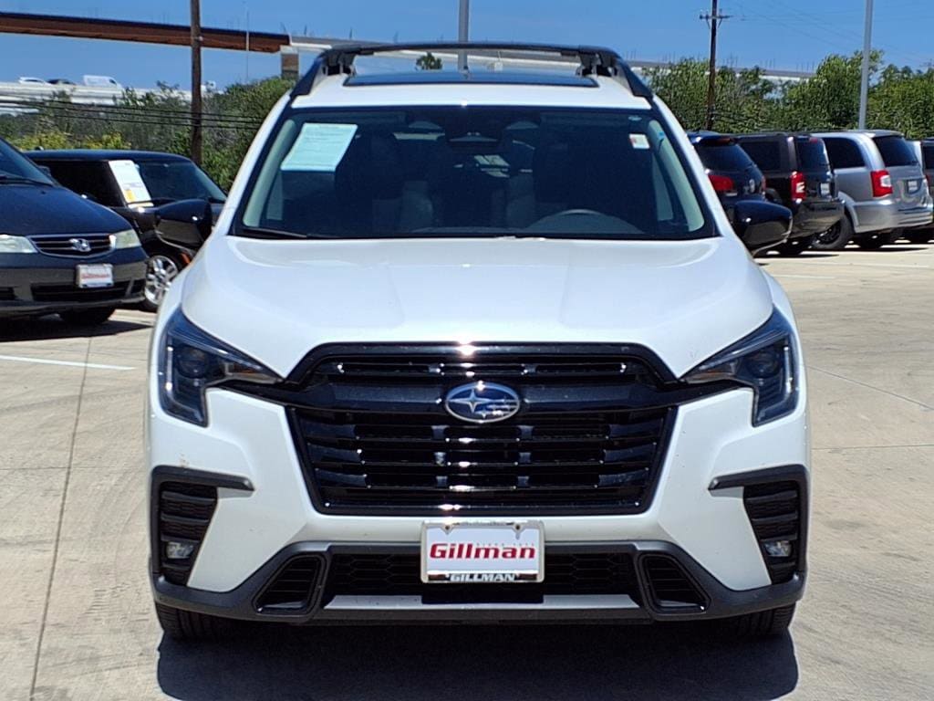 2025 Subaru Ascent Onyx Edition photo 2