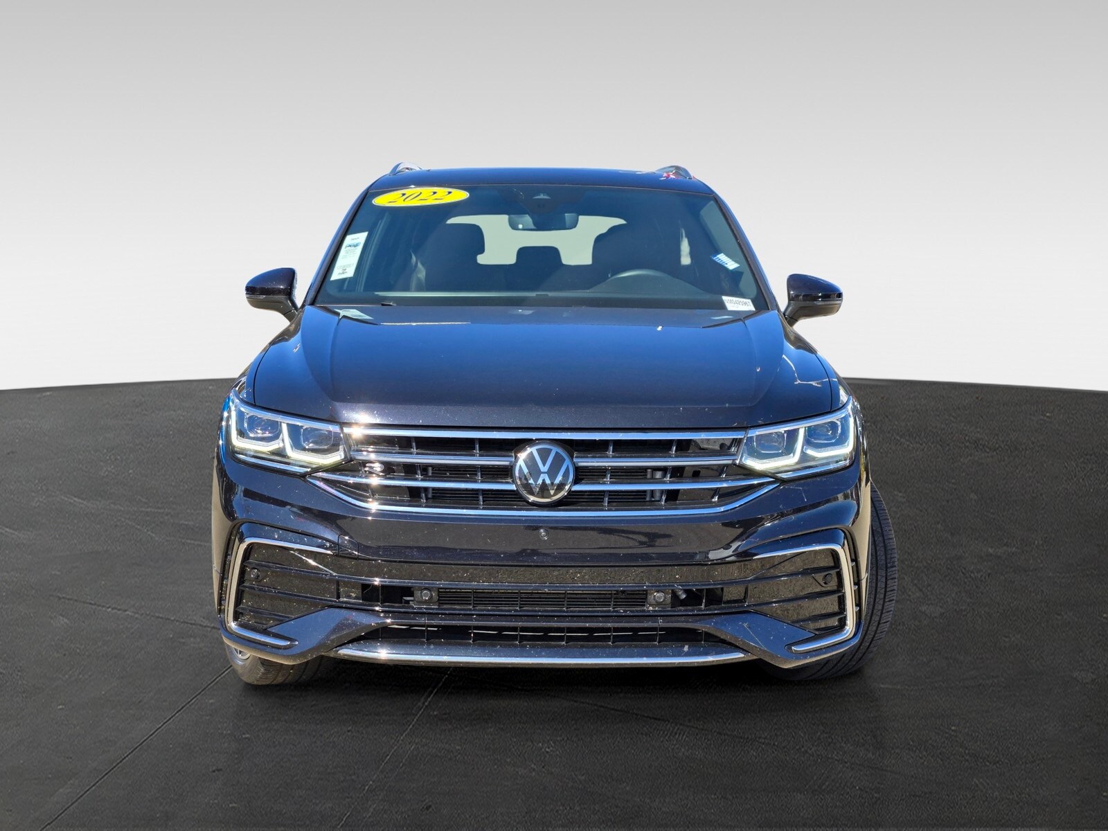 Used 2022 Volkswagen Tiguan SEL R-LINE with VIN 3VV4B7AX6NM042596 for sale in Tracy, CA