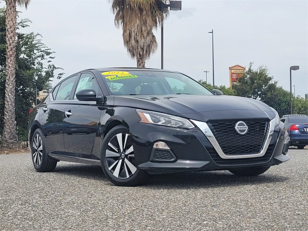 Used 2022 Nissan Altima SV with VIN 1N4BL4DV4NN316594 for sale in Gilroy, CA