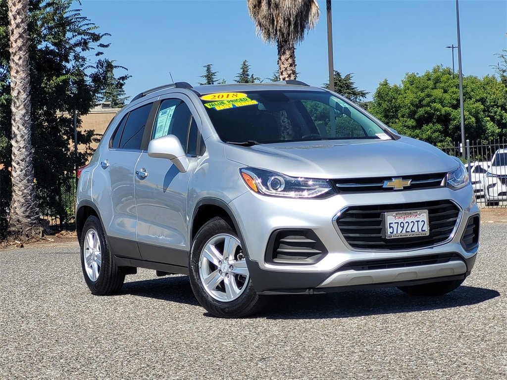 Used 2019 Chevrolet Trax LT with VIN 3GNCJLSB2KL313056 for sale in Gilroy, CA