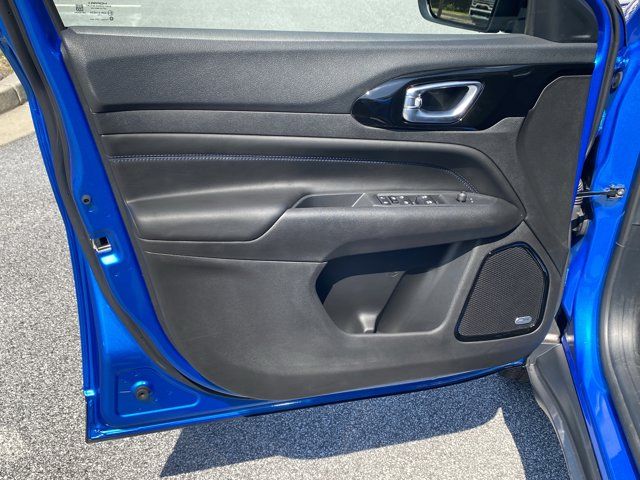 2025 Jeep Compass Latitude - Photo 20