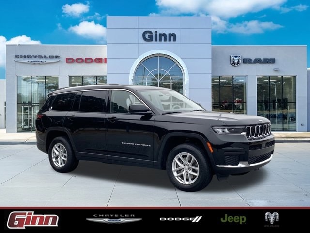 2023 Jeep Grand Cherokee L Laredo's photo