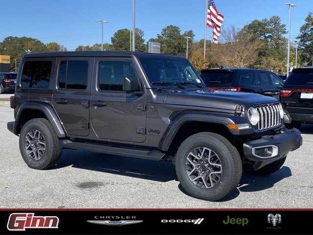 2026 Jeep Wrangler 4-Door Sahara's photo