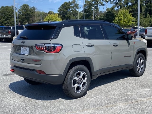 2022 Jeep Compass Trailhawk photo 3