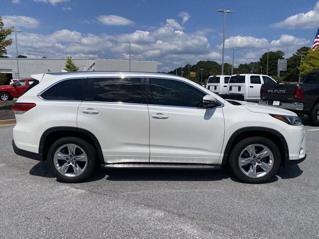 2019 Toyota Highlander Limited photo 2