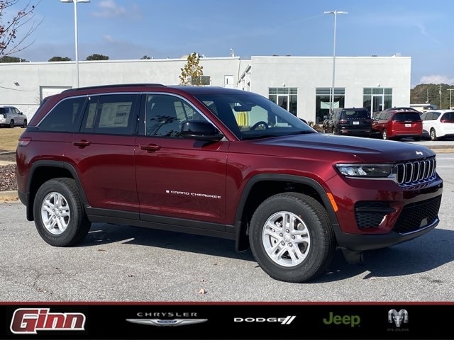 2025 Jeep Grand Cherokee Laredo's photo