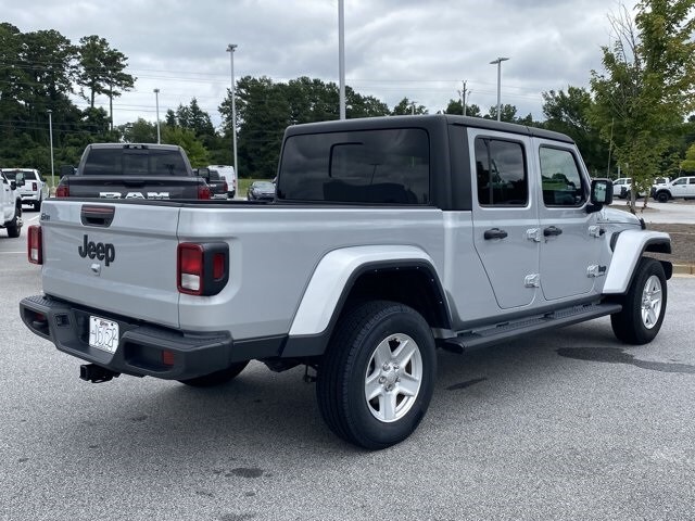 2023 Jeep Gladiator Sport photo 4