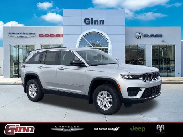 2025 Jeep Grand Cherokee Laredo's photo