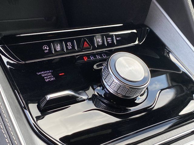 2025 Jeep Wagoneer L Series I - Photo 14