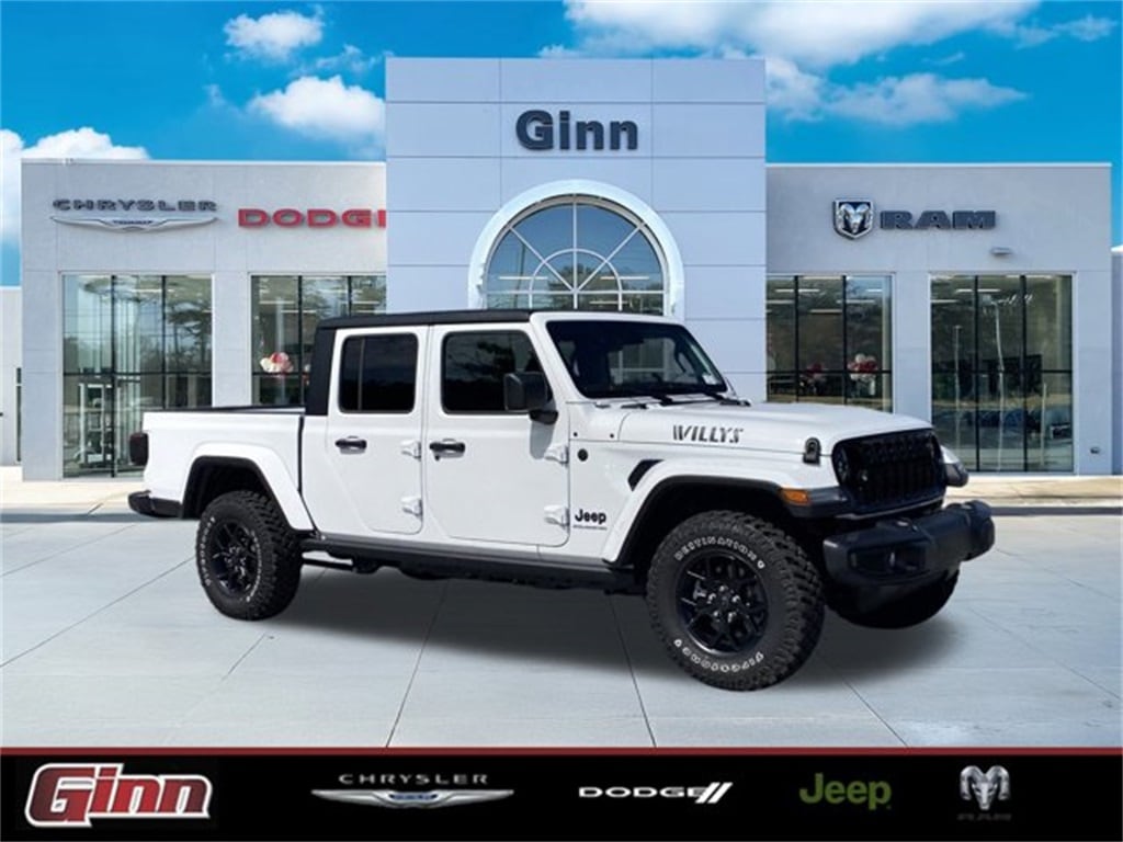 2025 Jeep Gladiator Willys's photo