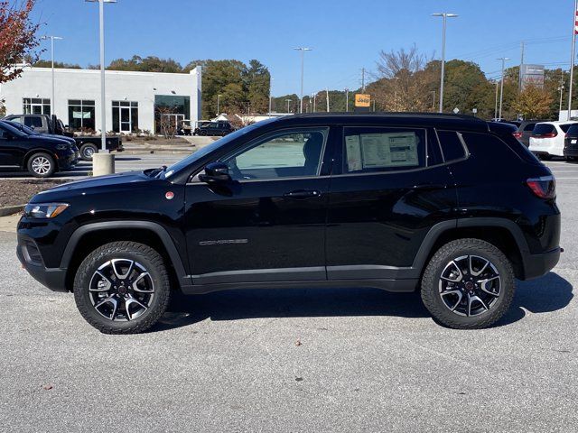 2026 Jeep Compass Trailhawk - Photo 7
