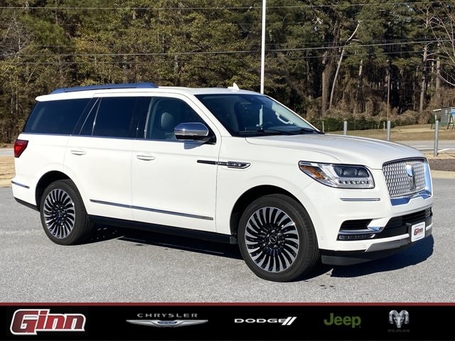 2021 Lincoln Navigator Black Label's photo