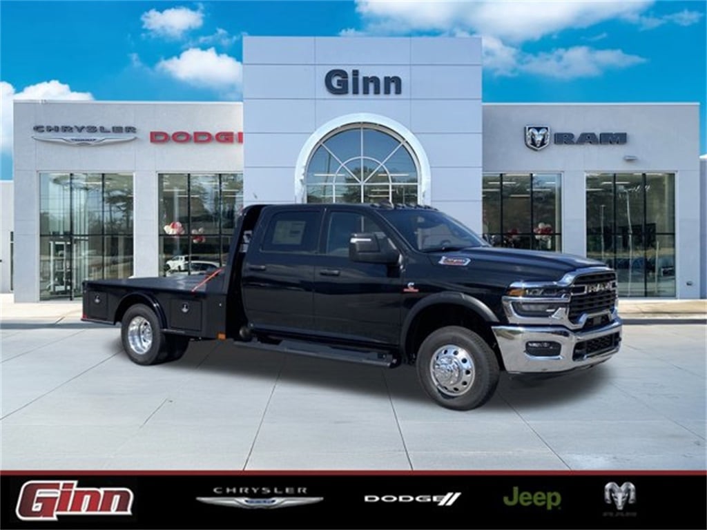 New 2025 Ram 3500 Chassis Cab 3500 TRADESMAN CREW CAB CHASSIS 4X4 60' CA Pickup