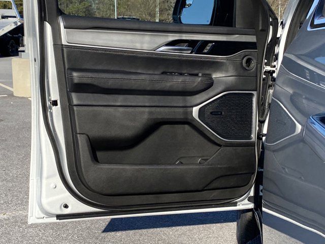 2025 Jeep Wagoneer Series I - Photo 17