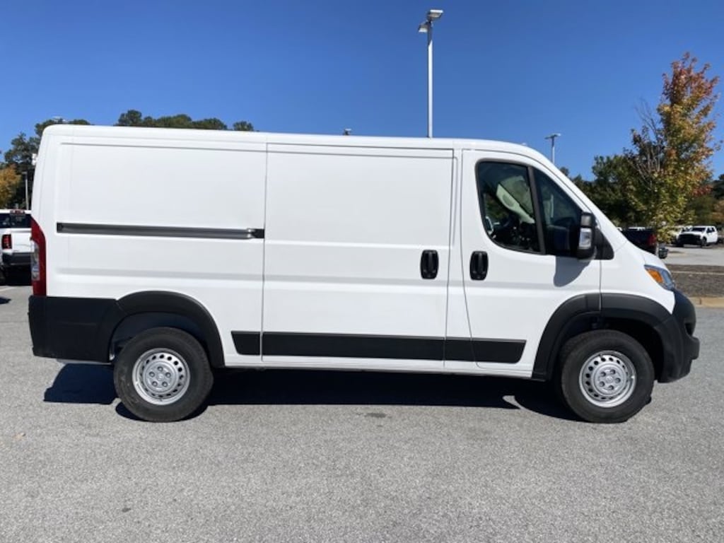 New 2026 Ram ProMaster PROMASTER 2500 TRADESMAN CARGO VAN LOW ROOF 136' W Cargo Van