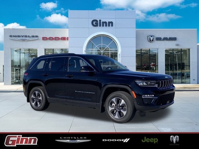 2022 Jeep Grand Cherokee 4xe's photo