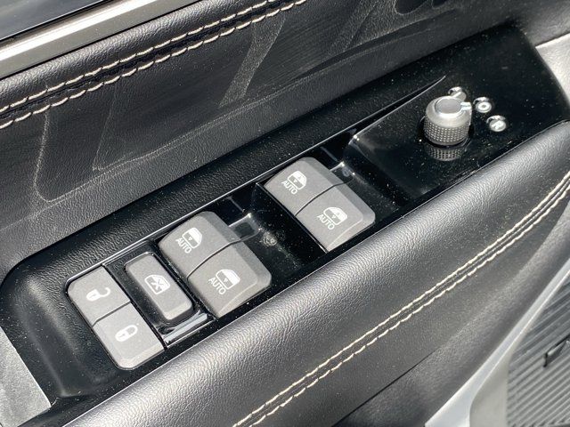 2025 Jeep Wagoneer L Series I - Photo 16