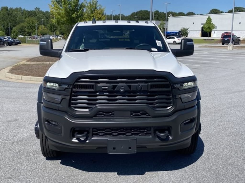 New 2025 Ram 5500 Chassis Cab 5500 TRADESMAN CHASSIS CREW CAB 4X4 84' CA Pickup