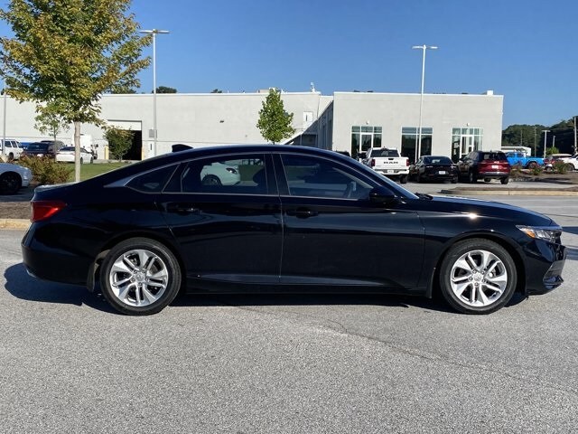 2018 Honda Accord LX photo 2