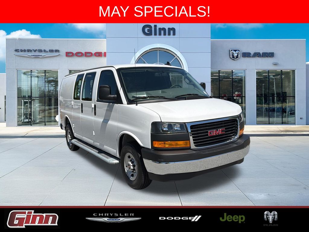 2024 GMC Savana 2500's photo