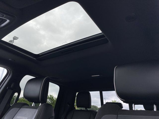 2025 RAM 3500 Laramie - Photo 10