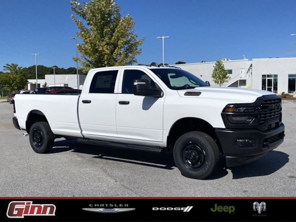 New 2026 Ram 2500 TRADESMAN CREW CAB 4X4 8' BOX Pickup
