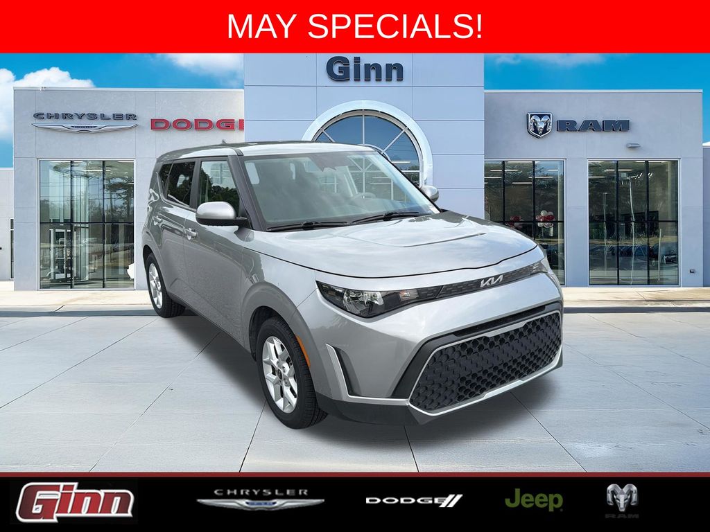 2023 Kia Soul 2.0L LX IVT's photo
