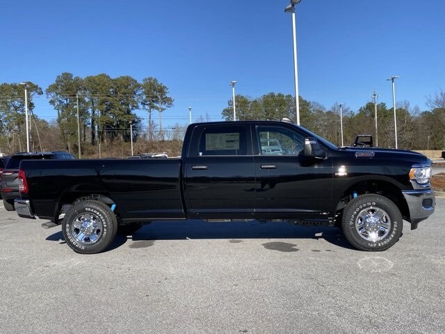 2024 Ram 2500 Tradesman photo 4