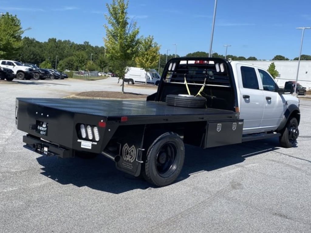 New 2025 Ram 5500 Chassis Cab 5500 TRADESMAN CHASSIS CREW CAB 4X4 84' CA Pickup