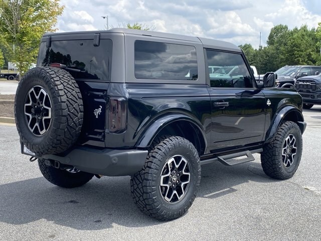 2023 Ford Bronco Outer Banks photo 3