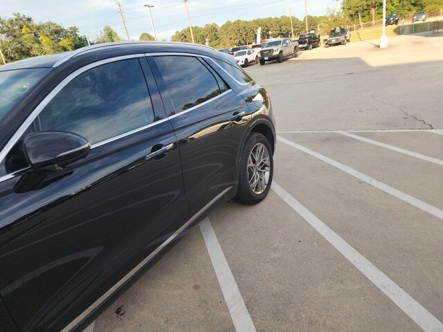 2024 Genesis GV70 Advanced photo 2