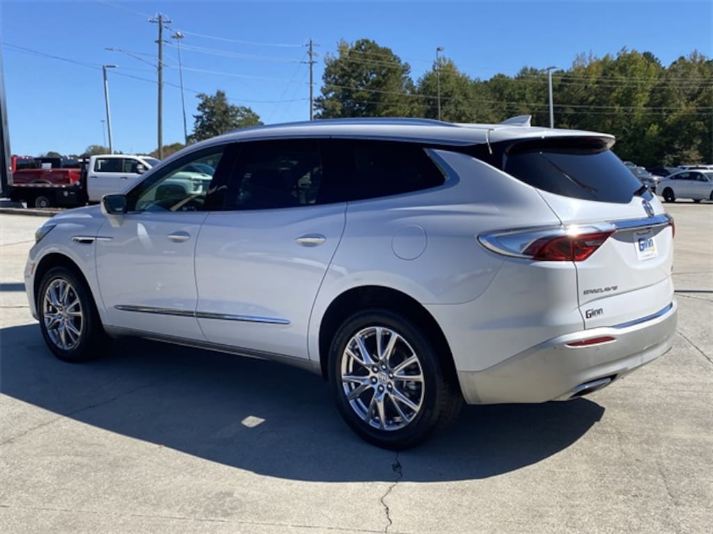 Used 2023 Buick Enclave Essence SUV
