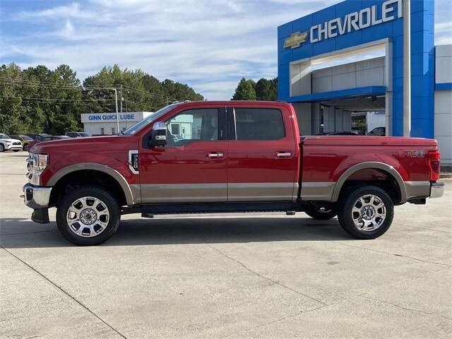 2021 Ford F-350 Lariat photo 2