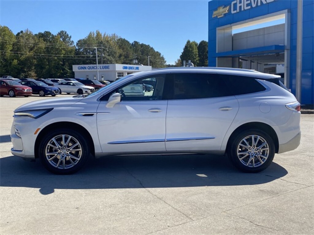Used 2023 Buick Enclave Essence SUV