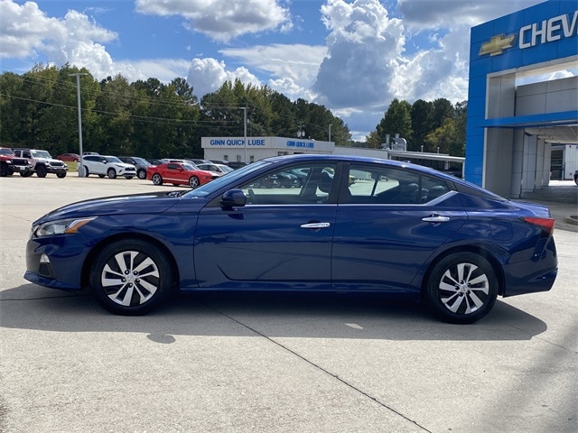 Used 2020 Nissan Altima S with VIN 1N4BL4BVXLC234087 for sale in Covington, GA