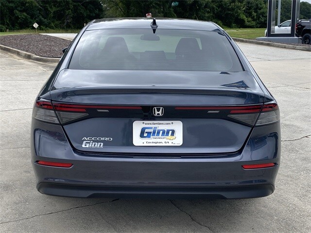 2023 Honda Accord LX photo 3