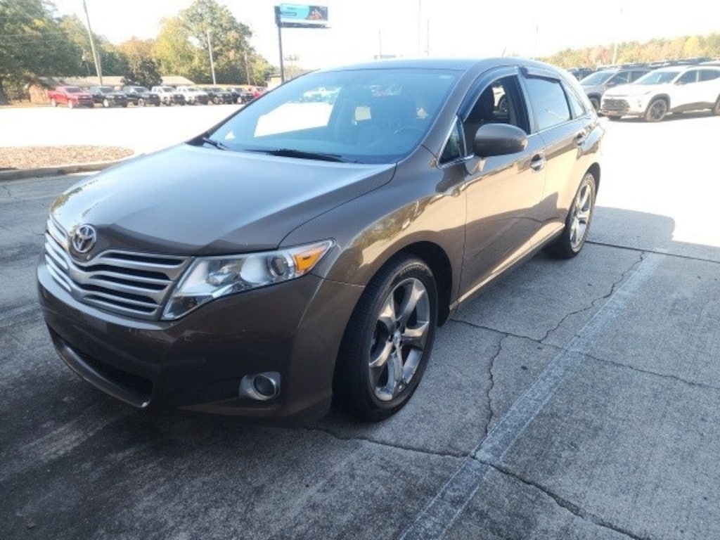 Used 2011 Toyota Venza V6 AWD Crossover