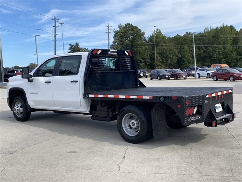 Used 2022 Chevrolet Silverado 3500HD Chassis Work Truck Truck Crew Cab