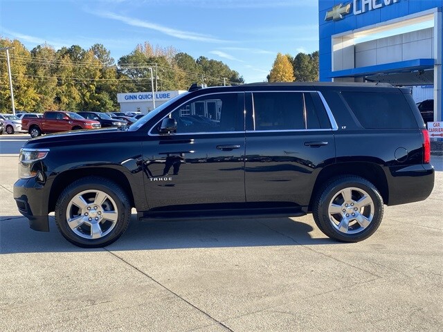 2019 Chevrolet Tahoe LT photo 2