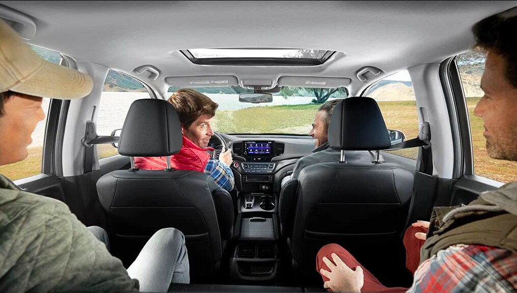 2021 Honda Ridgeline Interior With 4 men