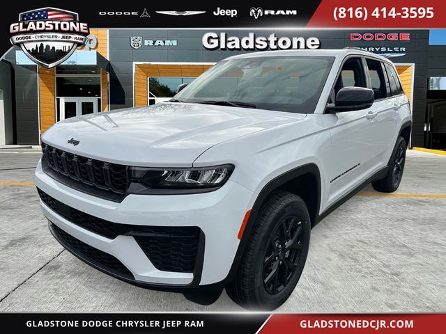 2026 Jeep Grand Cherokee Laredo