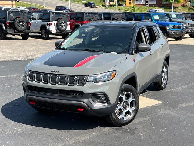 Used 2022 Jeep Compass Trailhawk with VIN 3C4NJDDB4NT133828 for sale in Kansas City