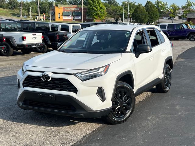Certified 2024 Toyota RAV4 LE with VIN 2T3F1RFV5RC453295 for sale in Kansas City