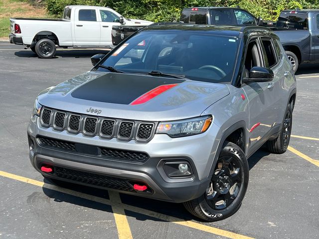 Used 2024 Jeep Compass Trailhawk with VIN 3C4NJDDN3RT595426 for sale in Kansas City