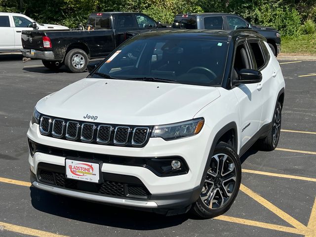 Used 2023 Jeep Compass Limited with VIN 3C4NJDCN8PT564901 for sale in Kansas City
