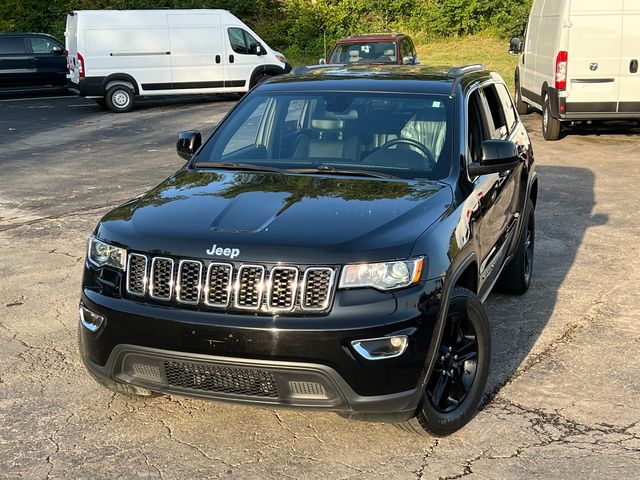 Used 2021 Jeep Grand Cherokee Laredo X with VIN 1C4RJFAGXMC819332 for sale in Kansas City