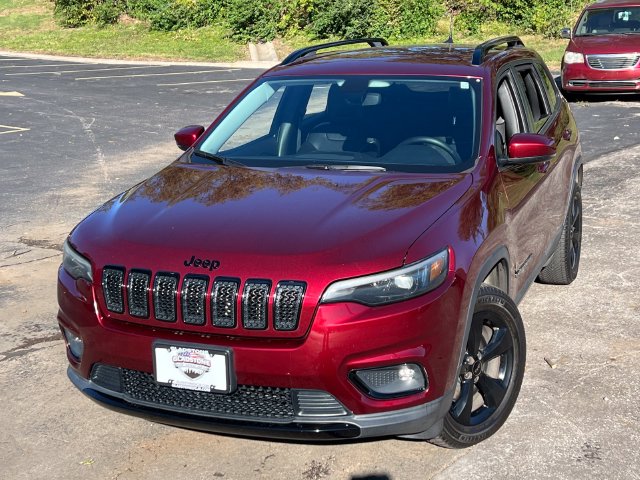 Used 2019 Jeep Cherokee Altitude with VIN 1C4PJMLB3KD320764 for sale in Kansas City