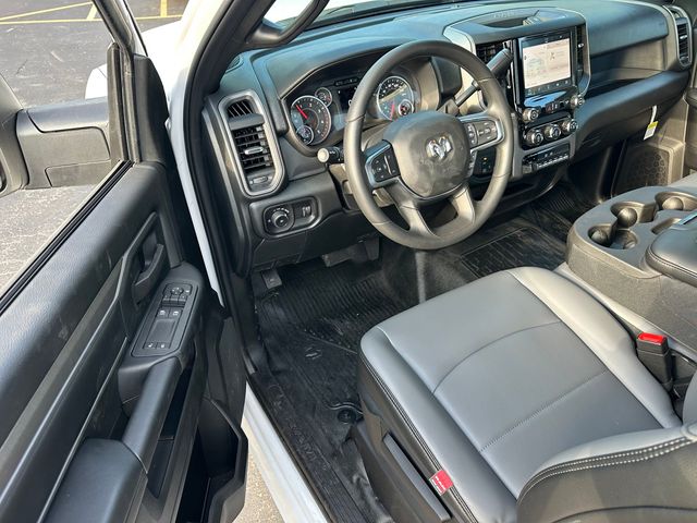 2026 RAM 3500 Chassis Tradesman - Photo 12