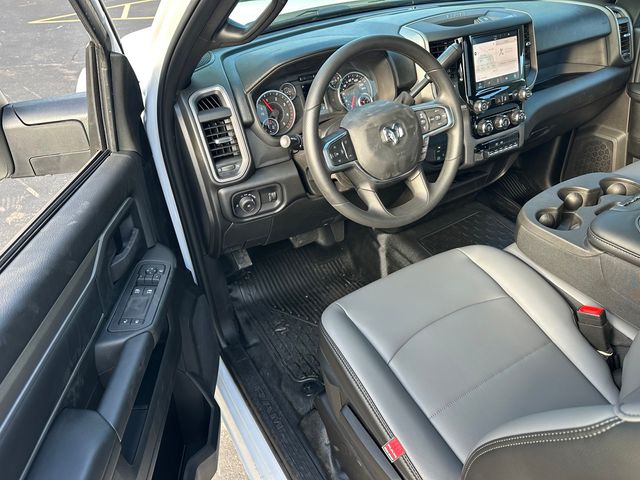 2026 RAM 3500 Chassis Tradesman - Photo 12