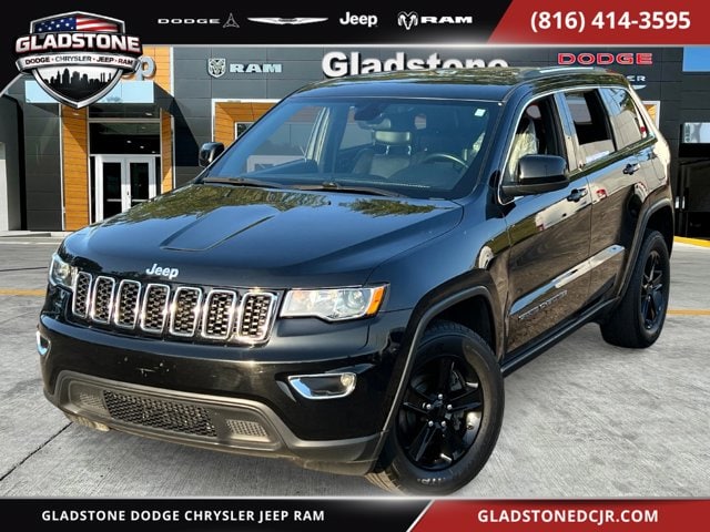 Used 2021 Jeep Grand Cherokee Laredo X with VIN 1C4RJFAGXMC819332 for sale in Kansas City